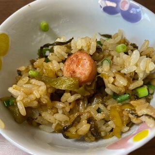 簡単☆高菜ウィンナーチャーハン